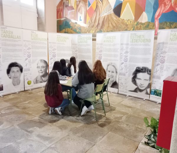As exposicións de eXXperimenta en Feminino rematan o seu periplo divulgativo pola xeografía galega